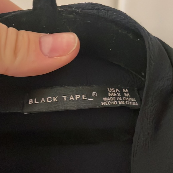 Navy blue. Cinched waist. Pocketed long vest. Size M - Picture 6 of 6